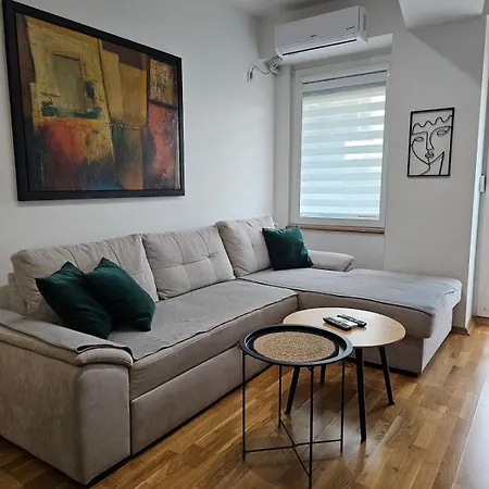 Your Perfect Апартаменти Скоп'є